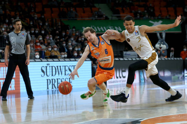 皇马与巴萨 皇马与巴萨